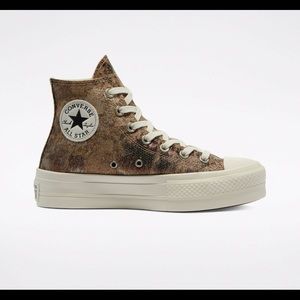 Converse Elevated Platform Metallic Size 9